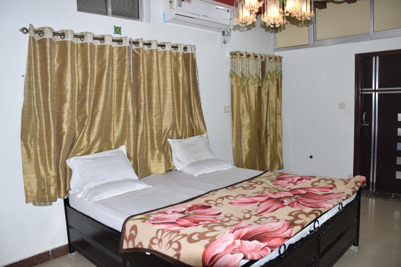 Hotel Deep Valley Mount Abu Bagian luar foto